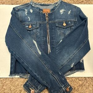 Women’s small zip up denim jacket